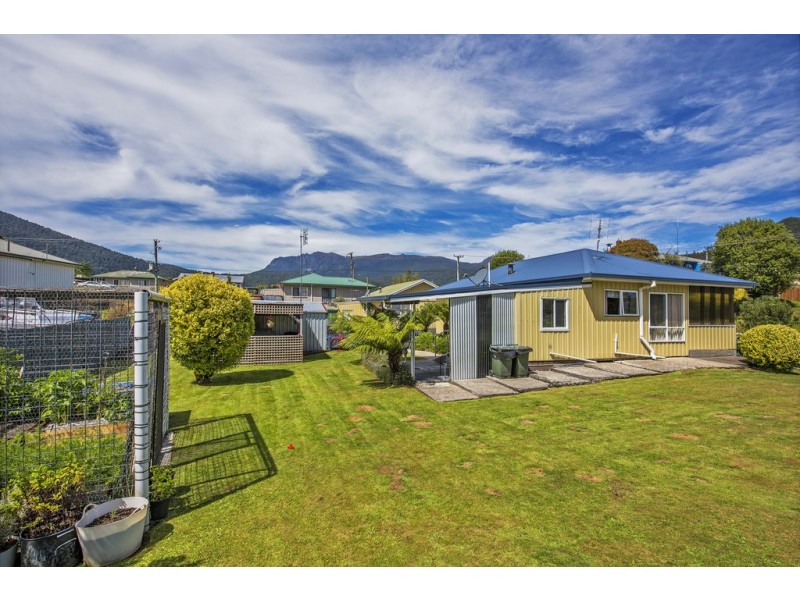 11 Gepp Street, Rosebery TAS 7470