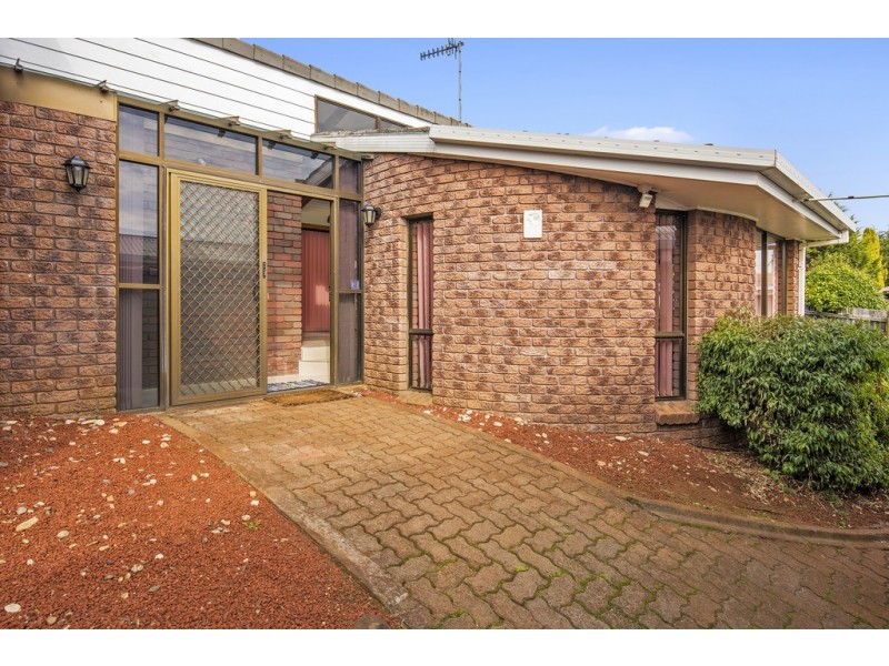 1 Barker Avenue, Penguin TAS 7316