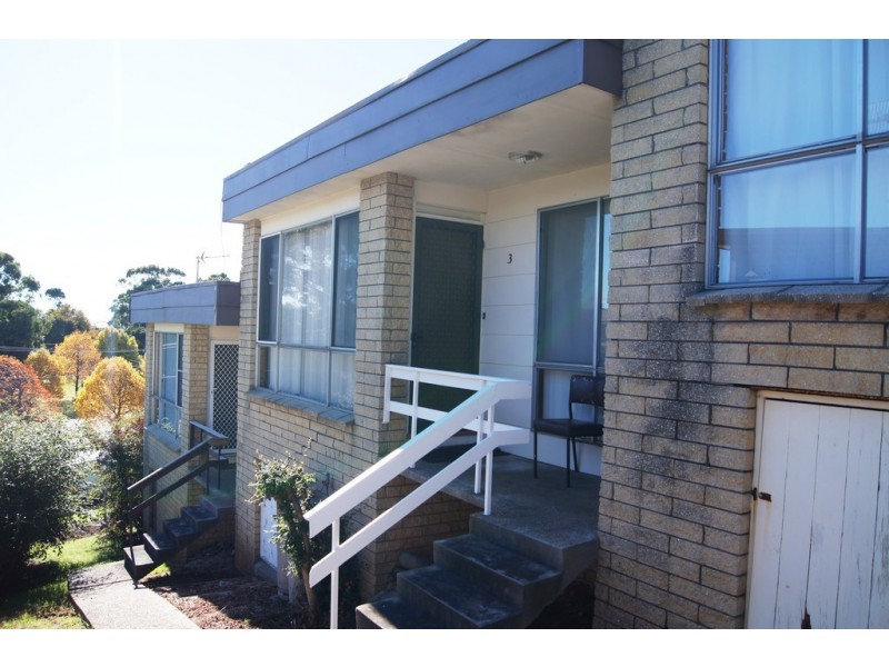 3/6 Atkinson Street, Hillcrest TAS 7320