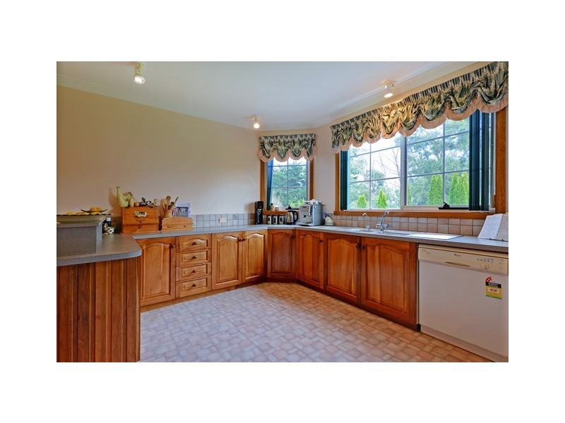27 Dallas Road, Somerset TAS 7322