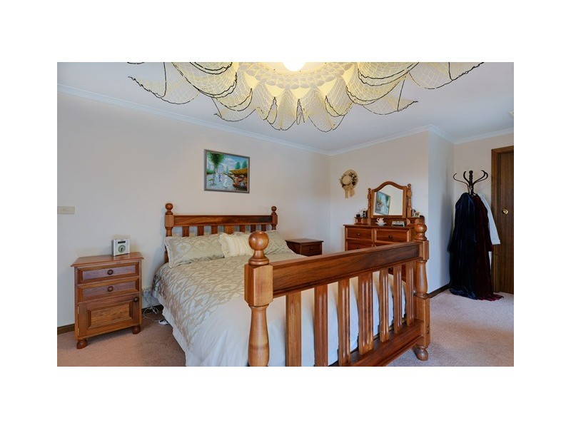 27 Dallas Road, Somerset TAS 7322