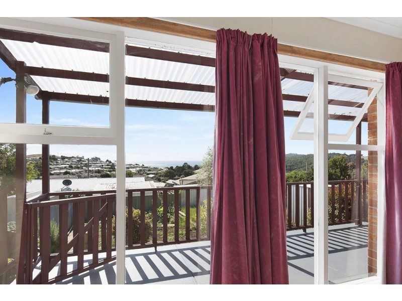 3/121 Old Surrey Road, Havenview TAS 7320