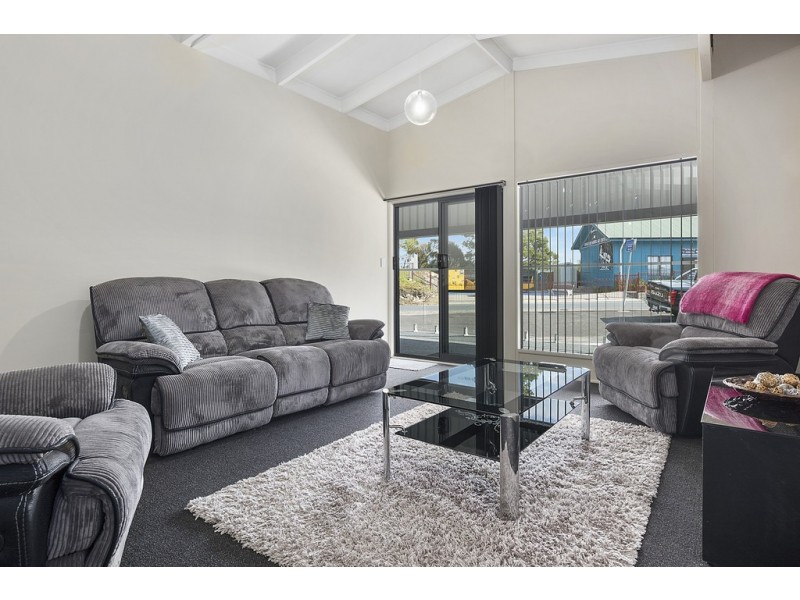 28 Agnes Street, Rosebery TAS 7470