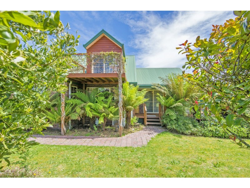 15 Reid Street, Strahan TAS 7468