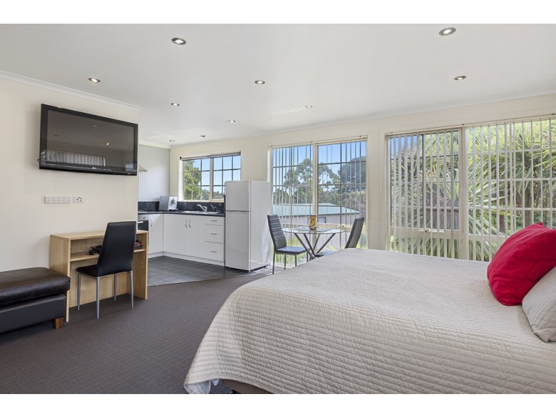 15 Reid Street, Strahan TAS 7468