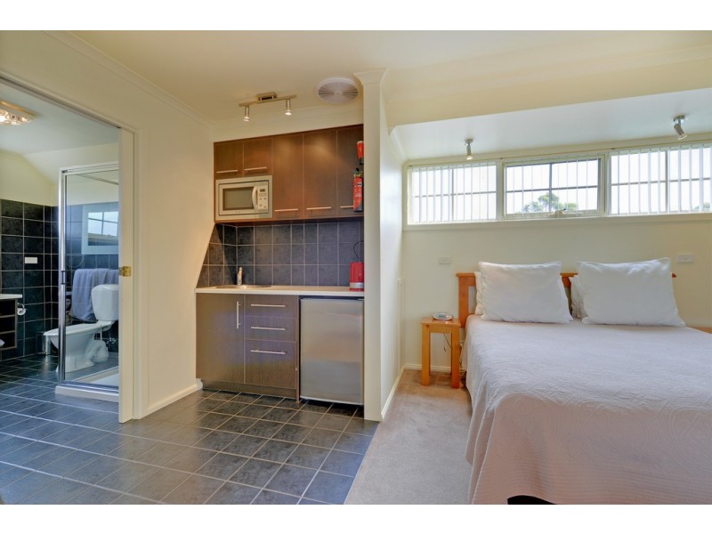 15 Reid Street, Strahan TAS 7468