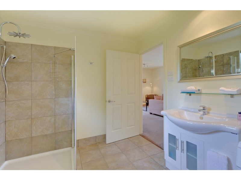 15 Reid Street, Strahan TAS 7468