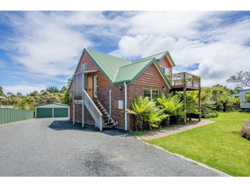 15 Reid Street, Strahan TAS 7468
