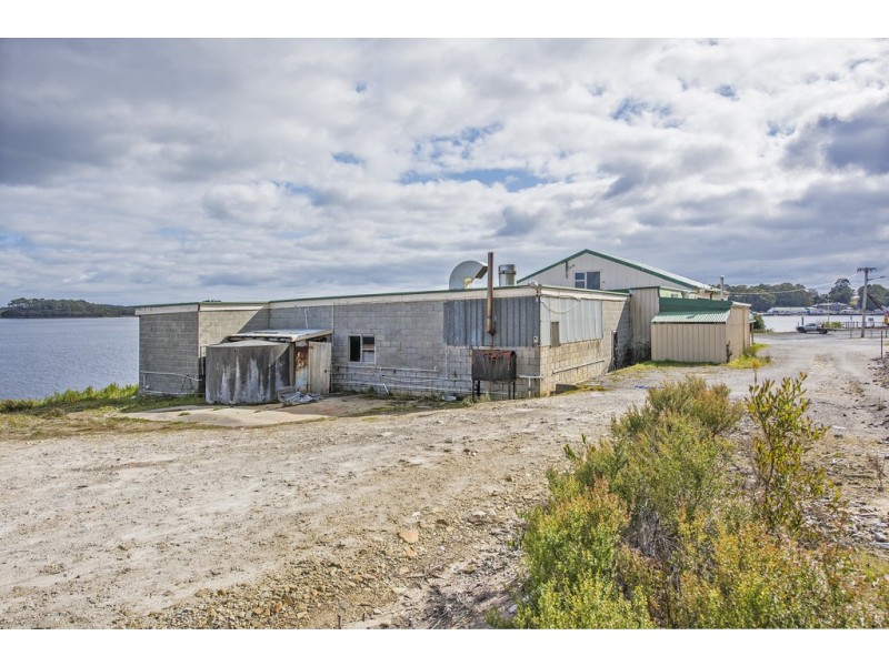 70 Esplanade, Strahan TAS 7468