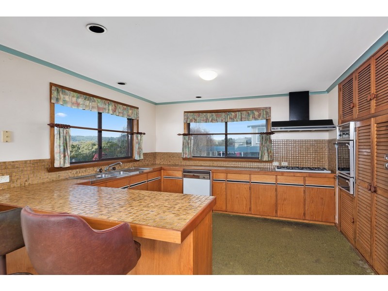 2 Gilmour Crescent, Somerset TAS 7322