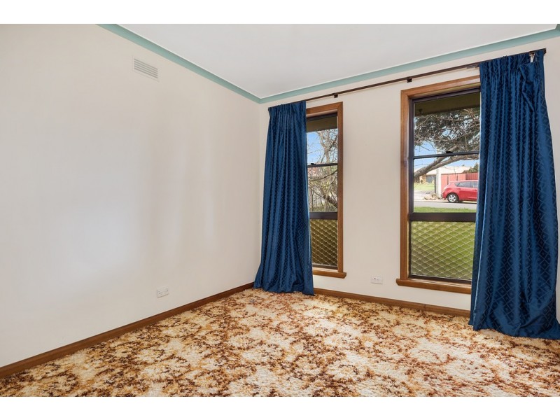 2 Gilmour Crescent, Somerset TAS 7322