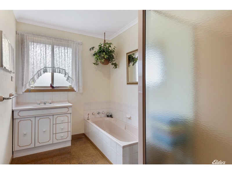 30 Singline Avenue, Romaine TAS 7320