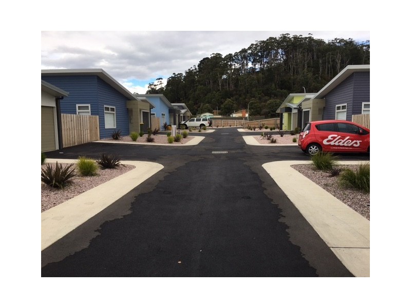 5/34 Overall Street, Sulphur Creek TAS 7316