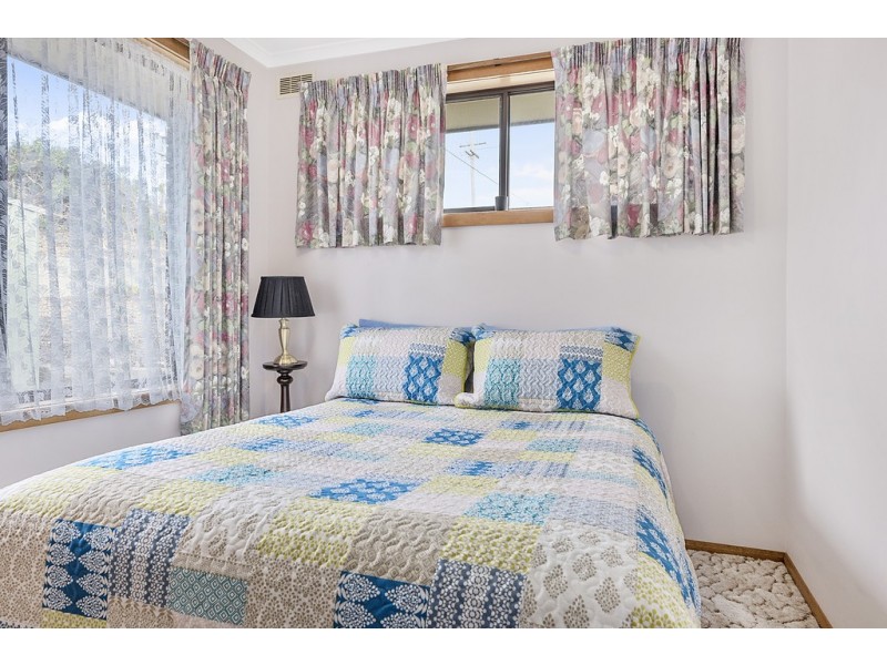 1/18 West Street, Upper Burnie TAS 7320