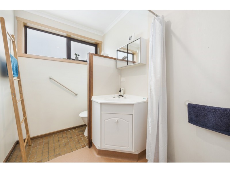 11/4 Federal Street, Upper Burnie TAS 7320