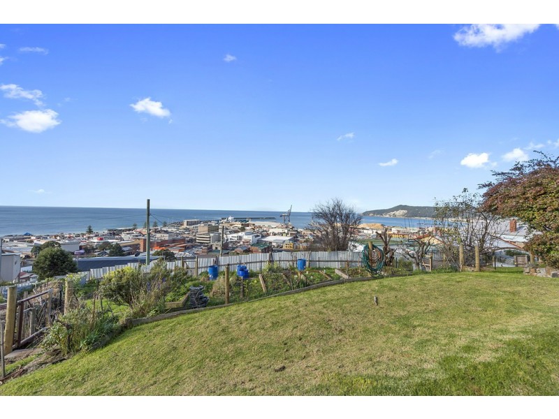 24 View Road, Burnie TAS 7320
