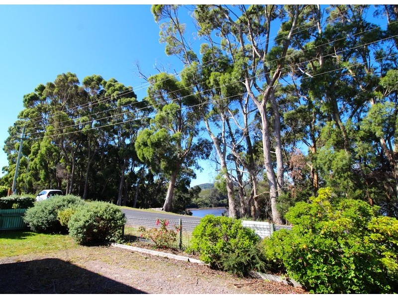 44 Lettes Bay Road, Strahan TAS 7468