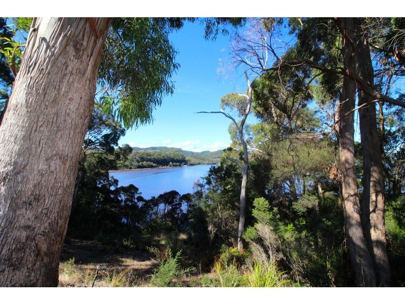 44 Lettes Bay Road, Strahan TAS 7468