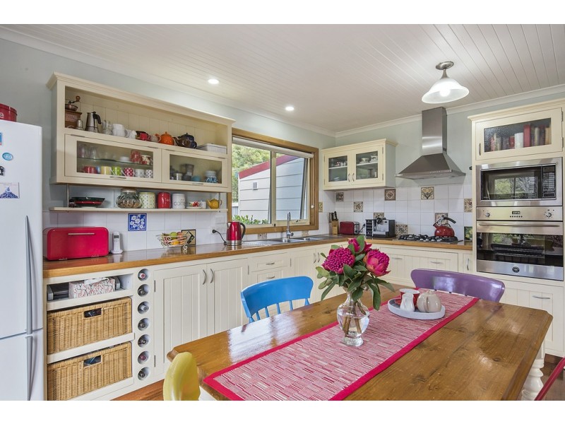 160 Hardys Road, Penguin TAS 7316