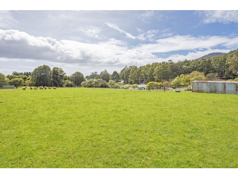 160 Hardys Road, Penguin TAS 7316