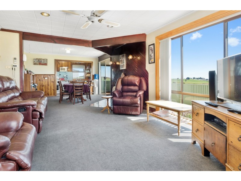 158 Ridgley Highway, Romaine TAS 7320