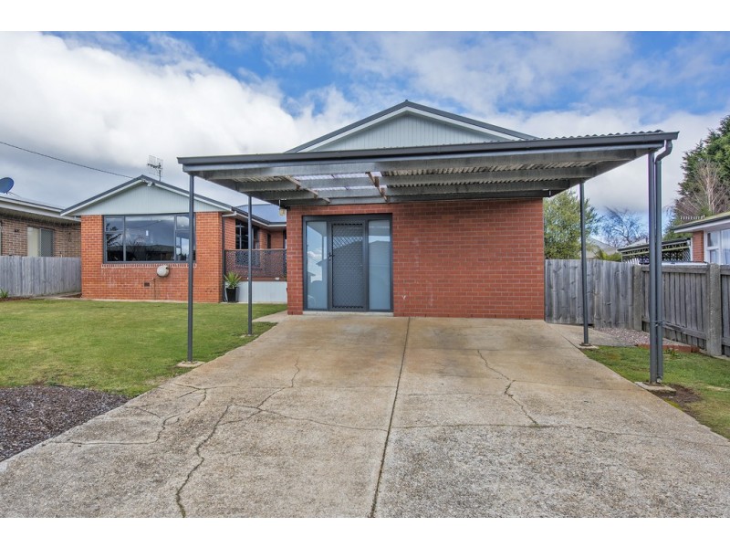 20 Curraghmore Avenue, Park Grove TAS 7320