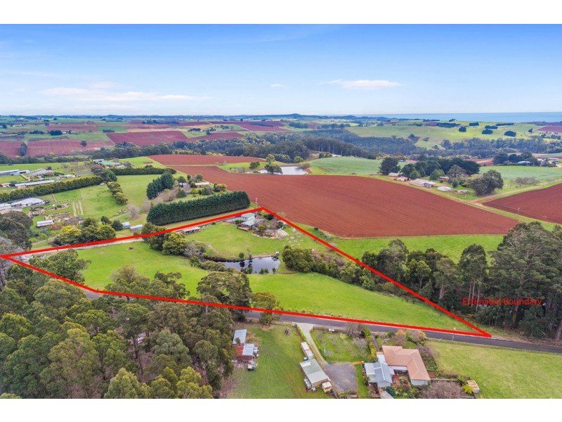 140 Hardys Road, Penguin TAS 7316