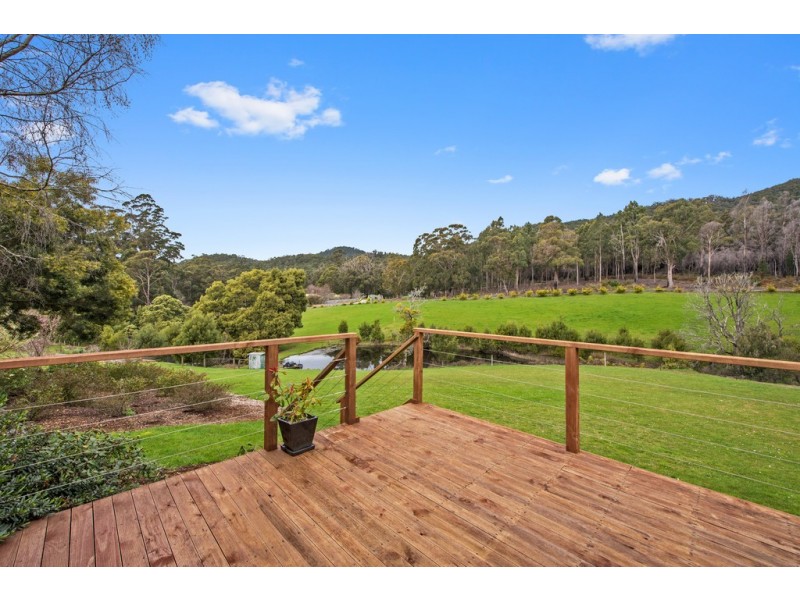 140 Hardys Road, Penguin TAS 7316