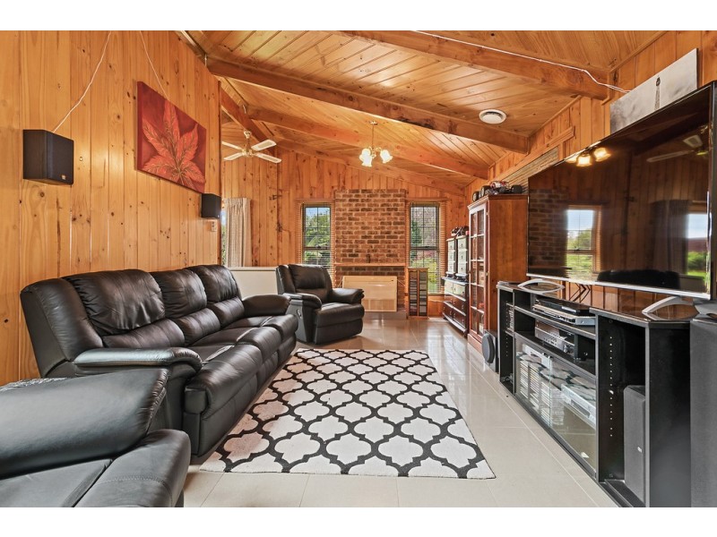 140 Hardys Road, Penguin TAS 7316