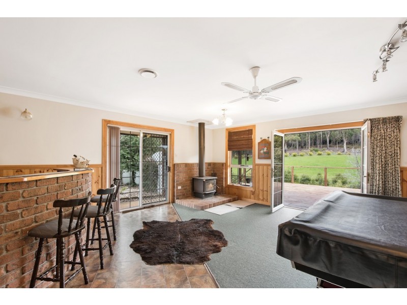 140 Hardys Road, Penguin TAS 7316