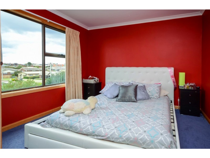 22 McGrath Street, Upper Burnie TAS 7320