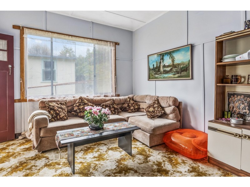 4/31 Dalmeny Street, Rosebery TAS 7470