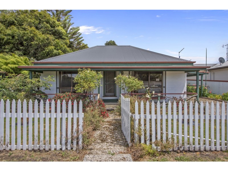 18 Hogarth Road, Sulphur Creek TAS 7316