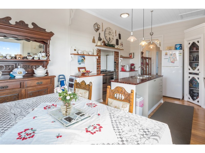 6 Reid Street, Upper Burnie TAS 7320