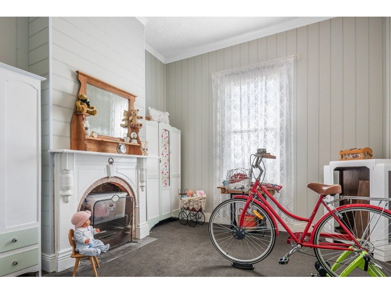 6 Reid Street, Upper Burnie TAS 7320