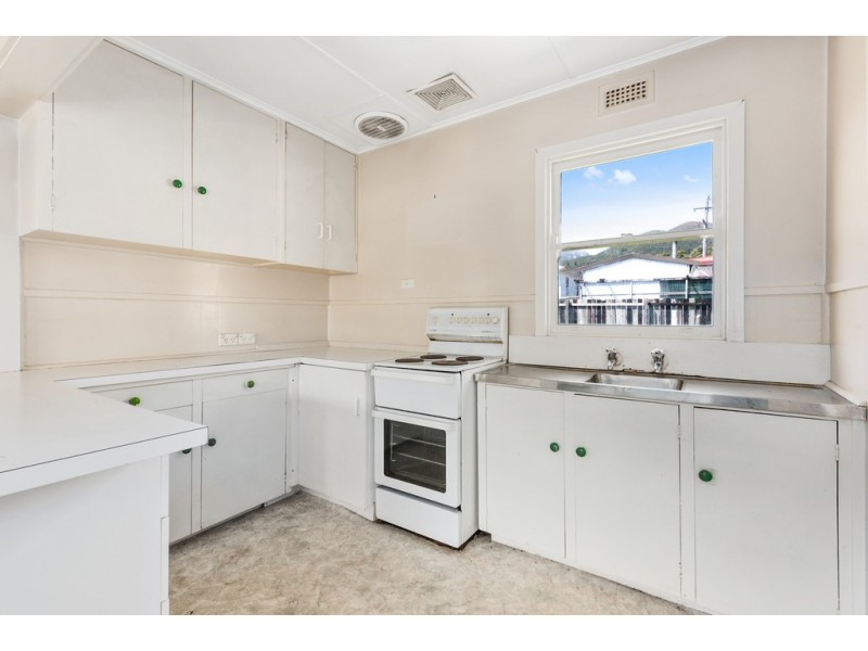 15 Evans Street, Queenstown TAS 7467