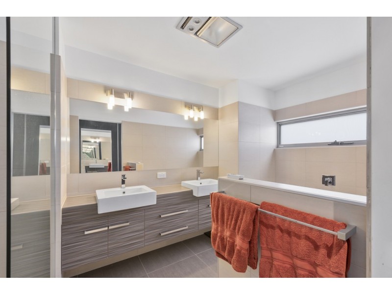 4 Dowling Drive, Romaine TAS 7320