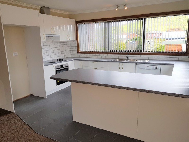 364 Mount Street, Upper Burnie TAS 7320