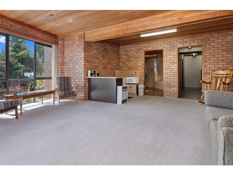 20 Bay Street, Parklands TAS 7320