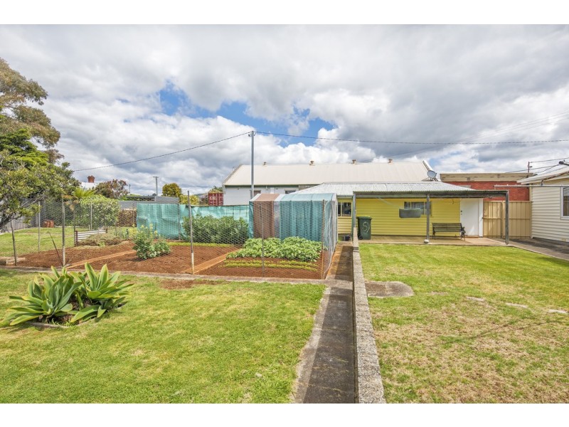 7 Deacon Street, Upper Burnie TAS 7320