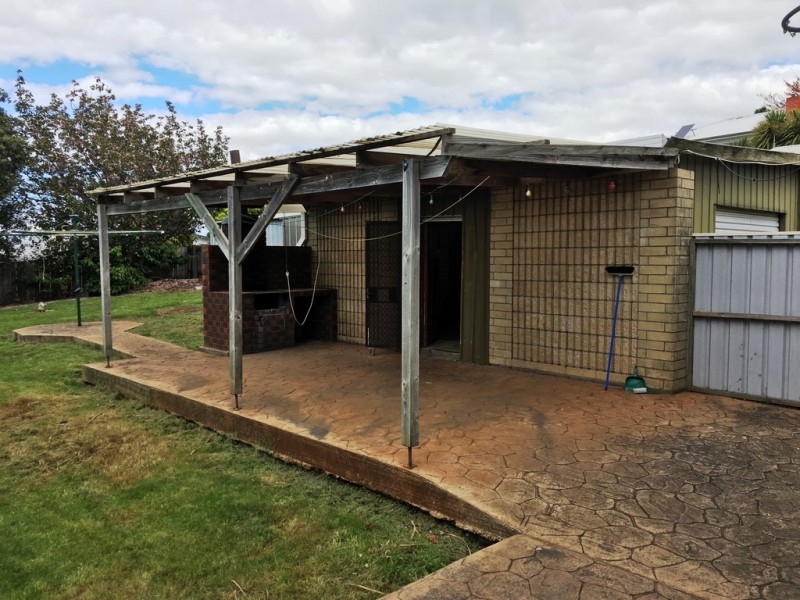 9 West Street, Upper Burnie TAS 7320