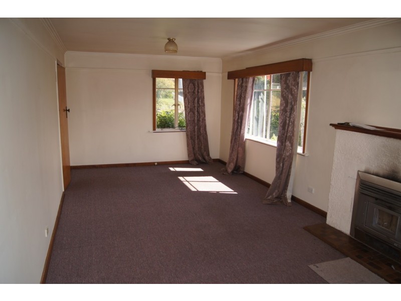 12 Verelle Street, Hillcrest TAS 7320