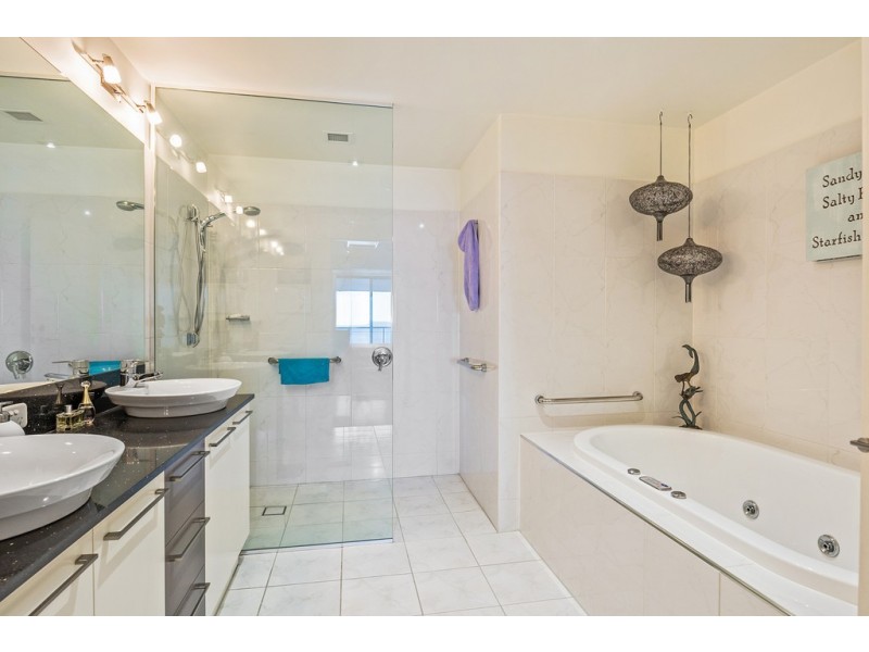 8/5 North Terrace, Burnie TAS 7320