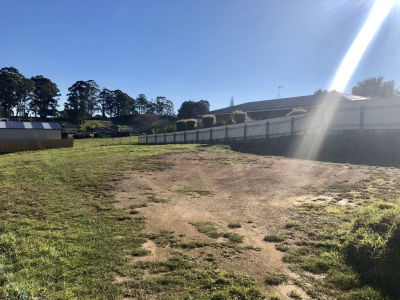 18 Berkshire Parade, Penguin TAS 7316