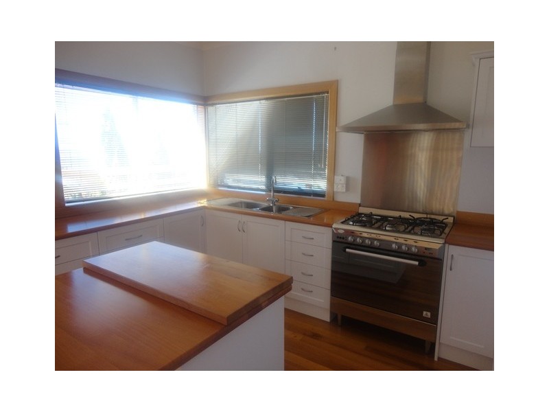 225 Mount Street, Upper Burnie TAS 7320