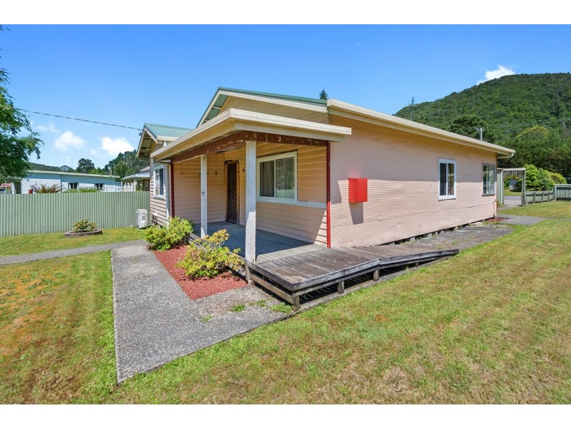 7 Brown Street, Queenstown TAS 7467