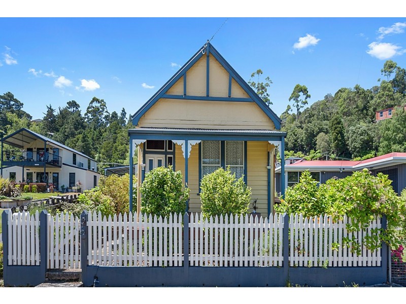 45 McNamara Street, Queenstown TAS 7467