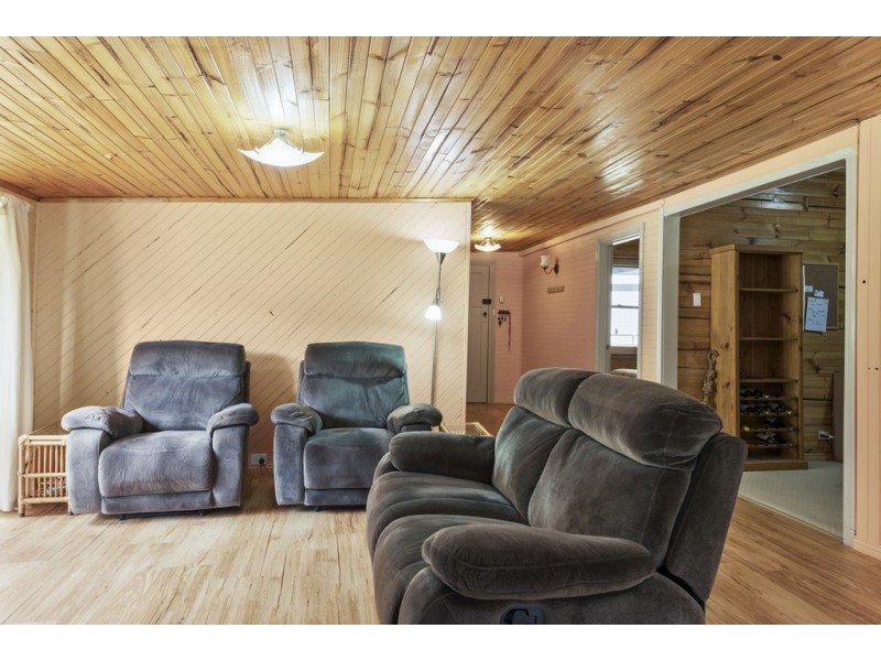 1 Somerset Street, Rosebery TAS 7470