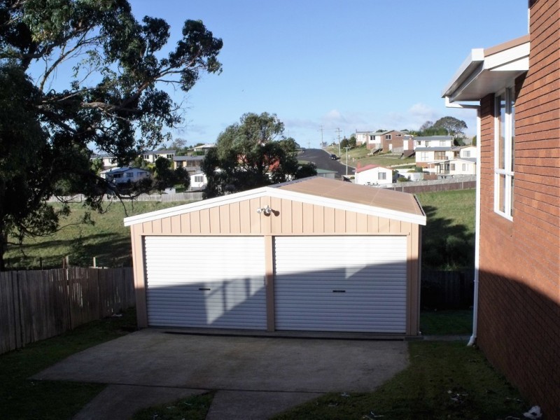 23 Bathurst Street, Upper Burnie TAS 7320