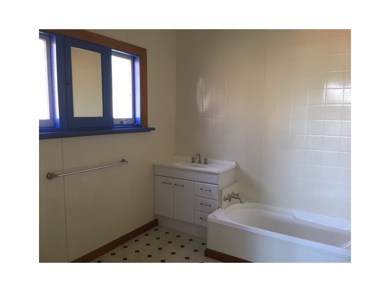 122 Mount Street, Burnie TAS 7320